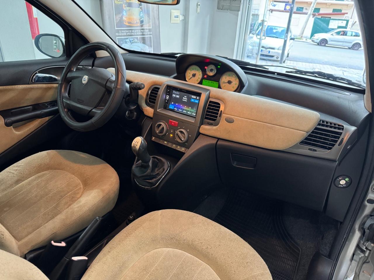 Lancia Ypsilon 1.3 Multijet 16V Argento