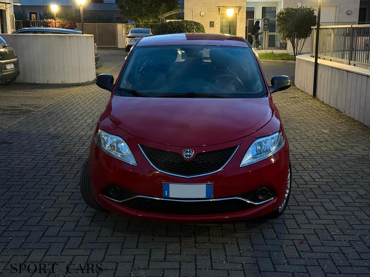 Lancia Ypsilon 1.2 69 CV 5 porte Gold , NEOPATENTATI