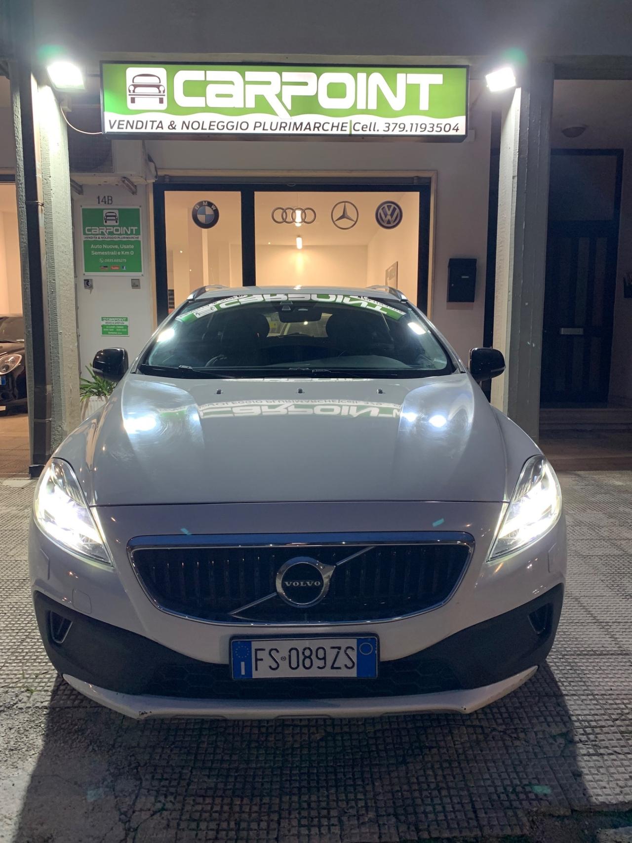 Volvo V40 Cross Country D2 Business Plus