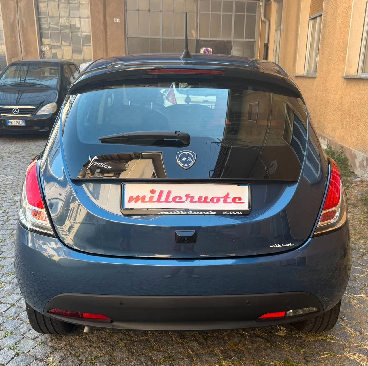 Lancia Ypsilon 1.0 FireFly 5 porte S&S Hybrid Alberta Ferretti