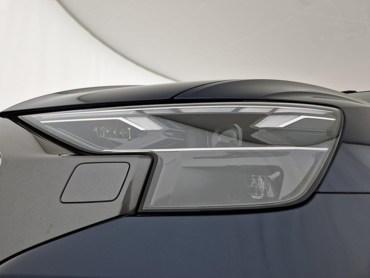 Audi Q8 50 3.0 tdi mhev s line edition quattro tiptronic