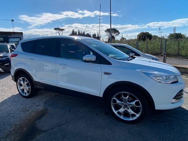 Ford Kuga 2.0 TDCI 163 CV 4WD Powershift Titanium