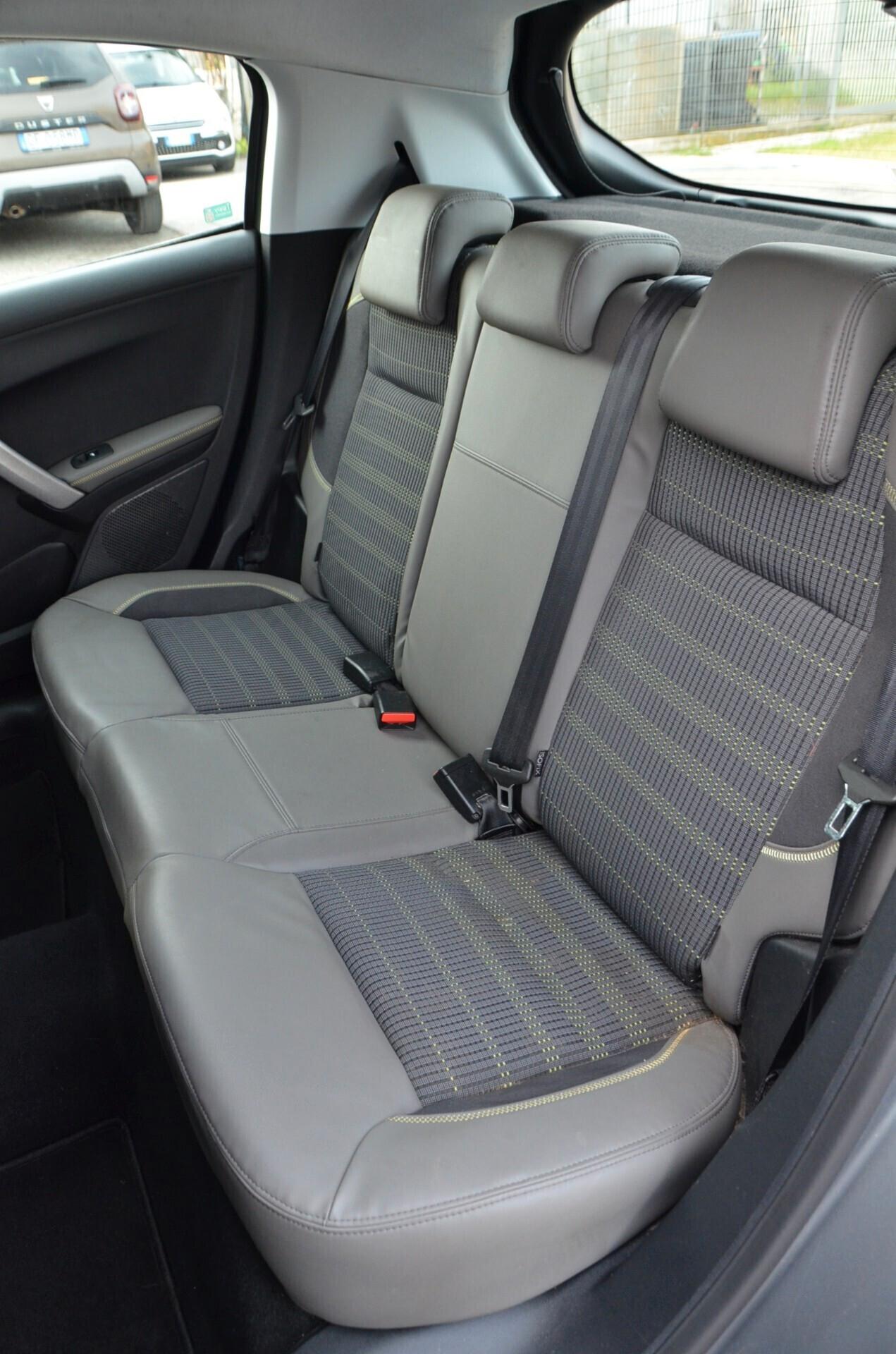 Peugeot 208 PureTech 82 5 porte Allure