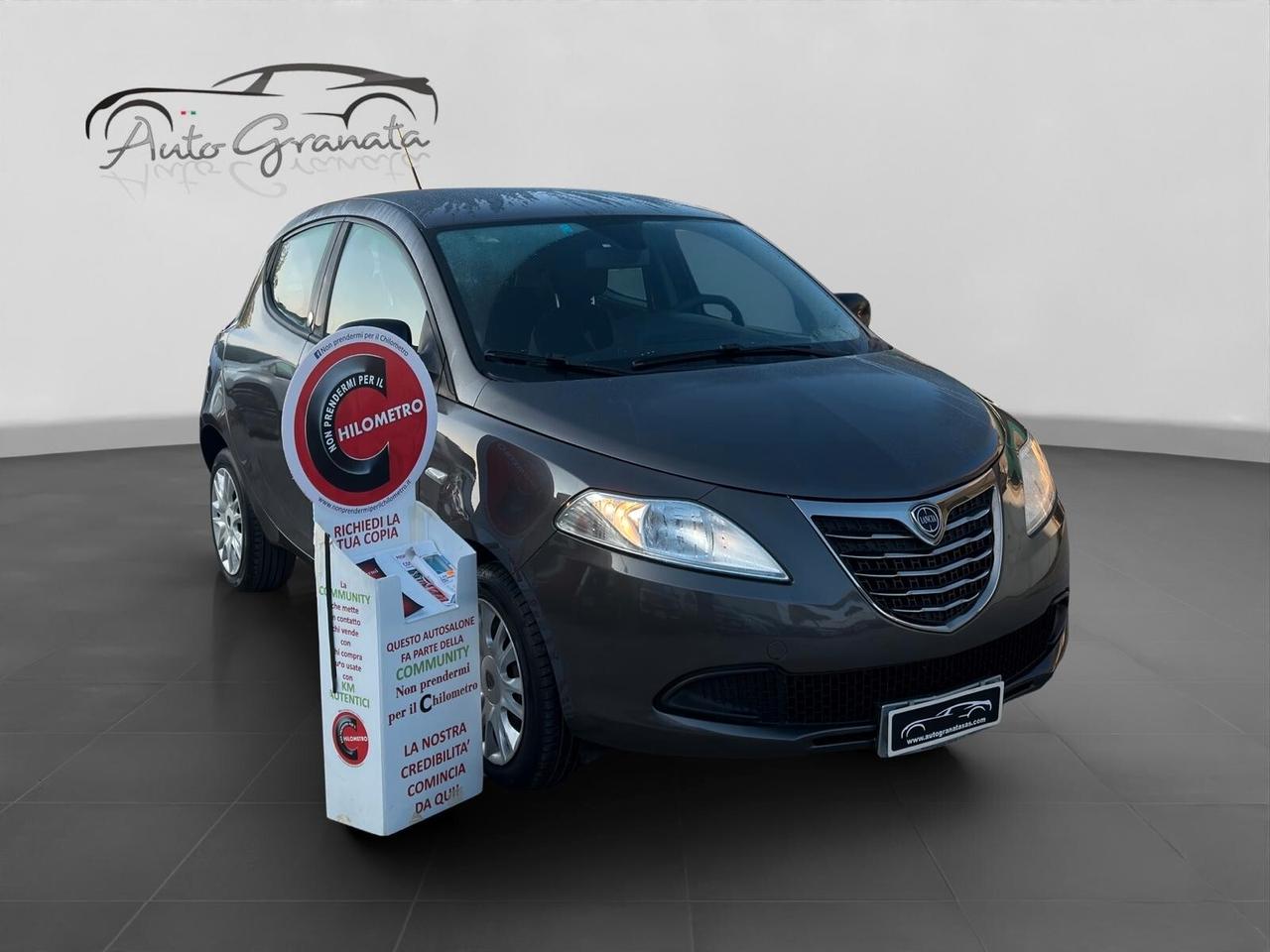 Lancia Ypsilon 1.2 69cv GPL Ecochic Gold