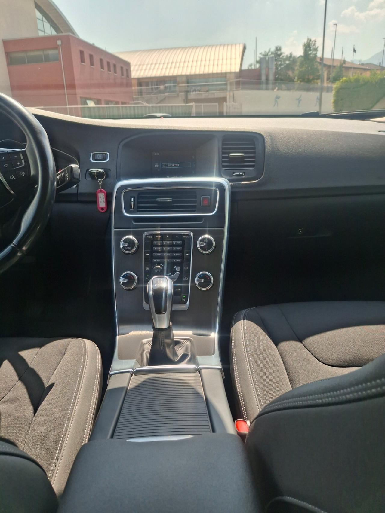 Volvo S60 D4 Geartronic Kinetic