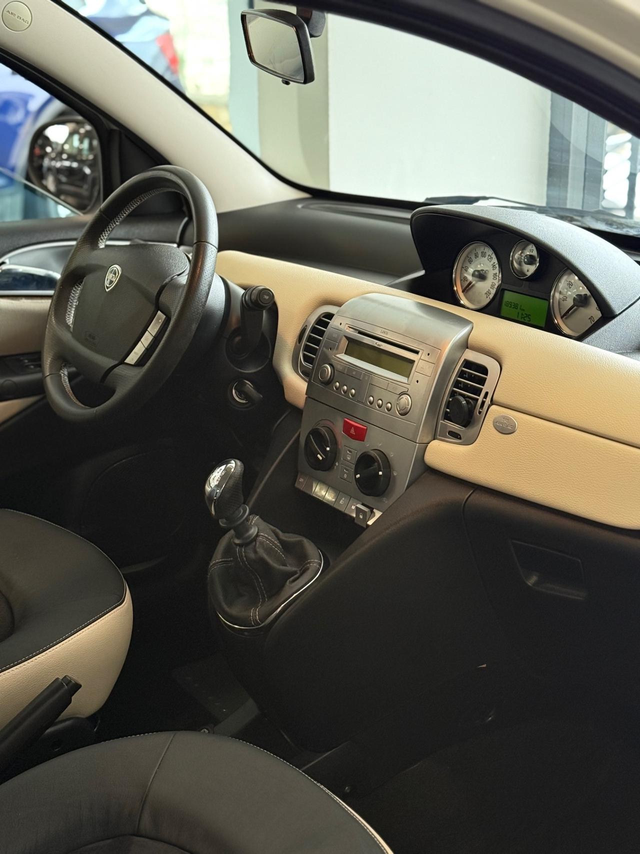 Lancia Ypsilon 1.4 E-Collection Ecochic GPL