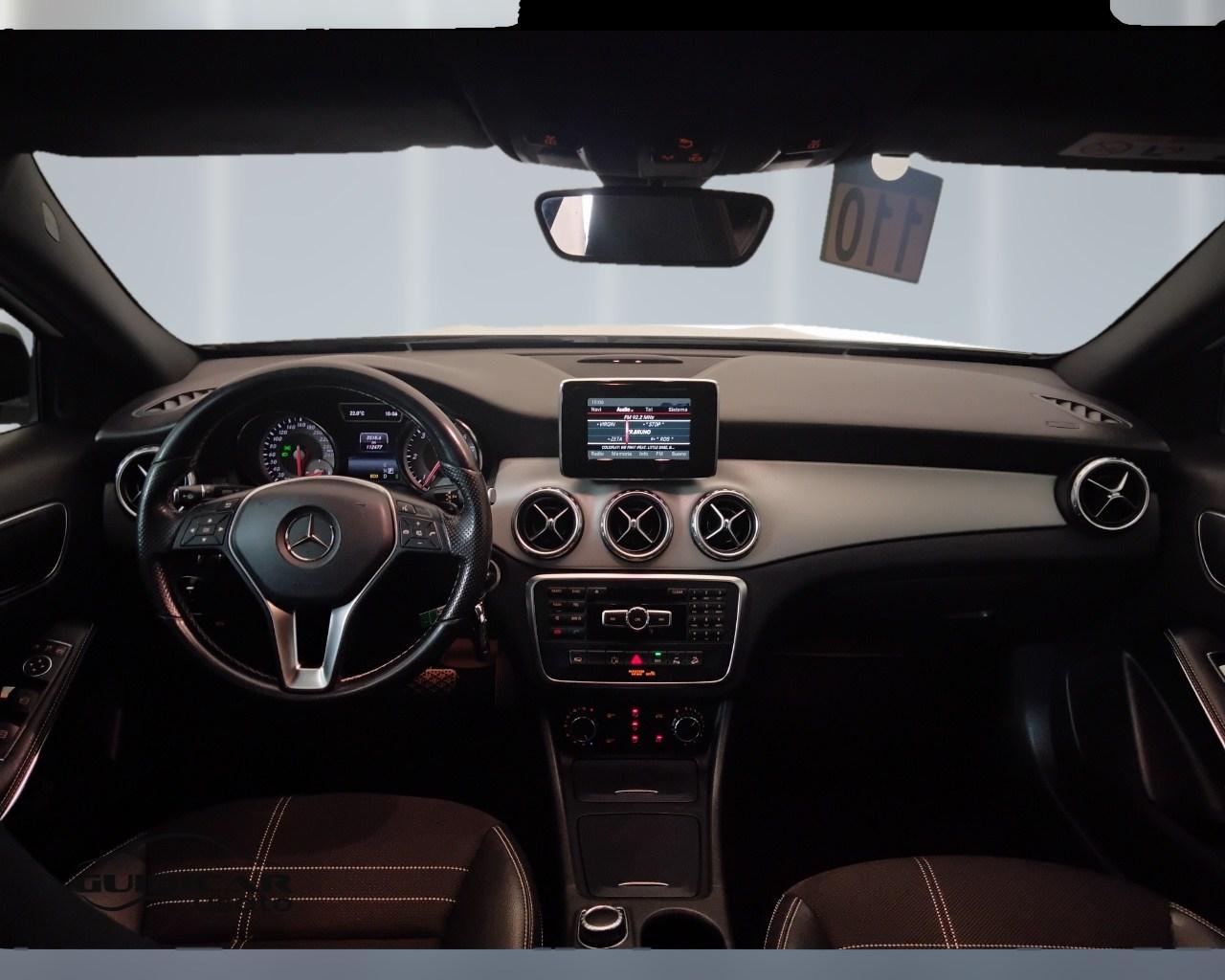 Mercedes-Benz GLA-X156 2014 - GLA 220 d (cdi) Sport 4matic 170cv auto