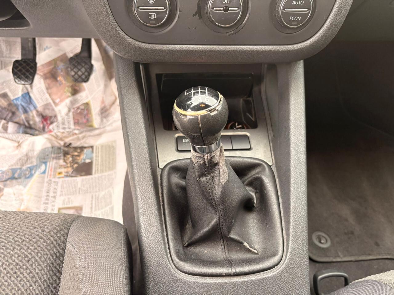 Volkswagen Golf 1.6 16V FSI 3p. Sportline