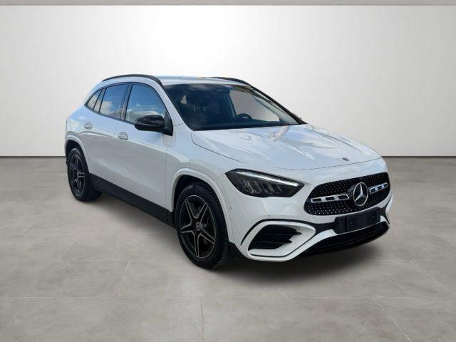 MERCEDES-BENZ GLA 200 Automatic AMG Line Premium