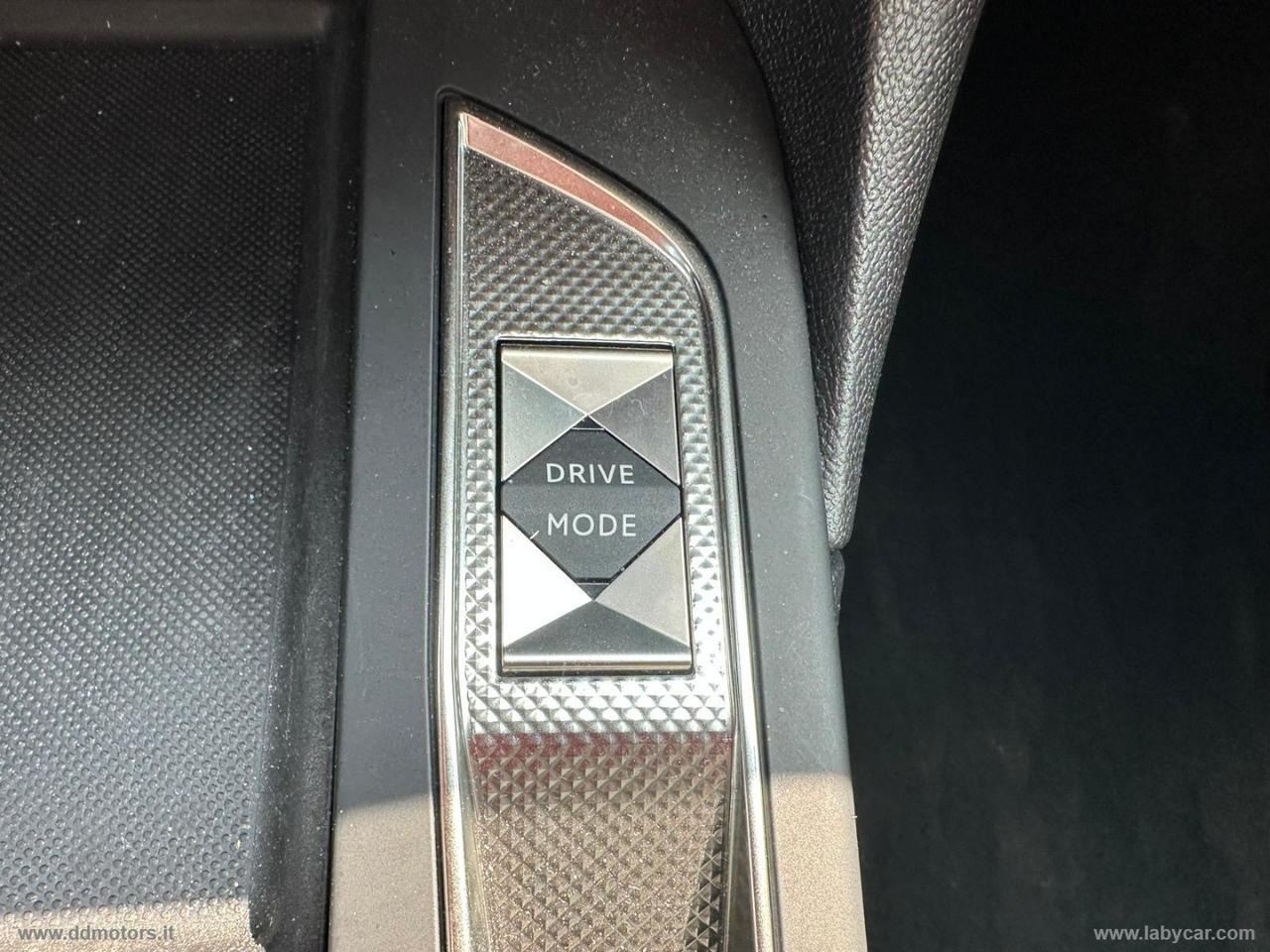 DS AUTOMOBILES DS 3 PureTech 130 aut. Esprit de Voyage *PROMO*