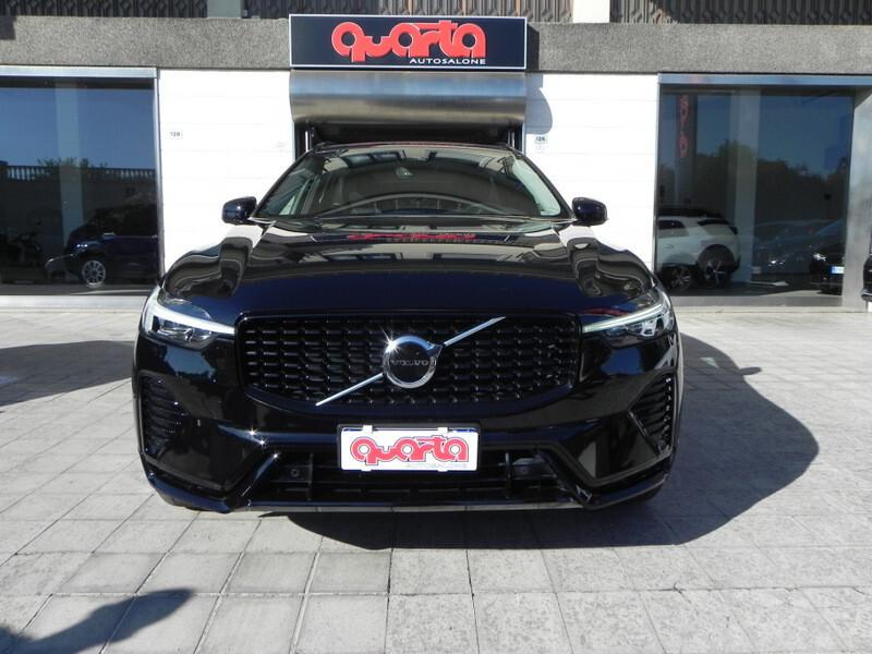 Volvo XC 60 XC60 B4 (d) automatico Plus Dark