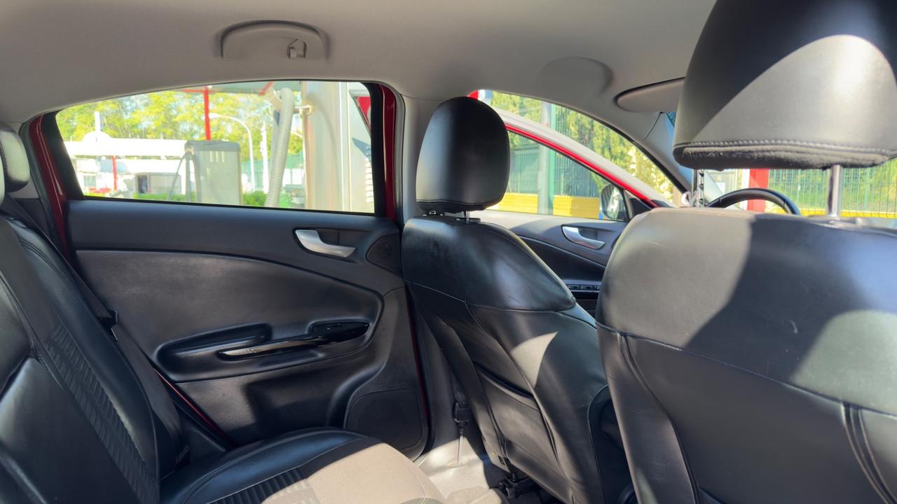 Alfa Romeo Giulietta 2.0 JTDm-2 140 CV Exclusive 2012