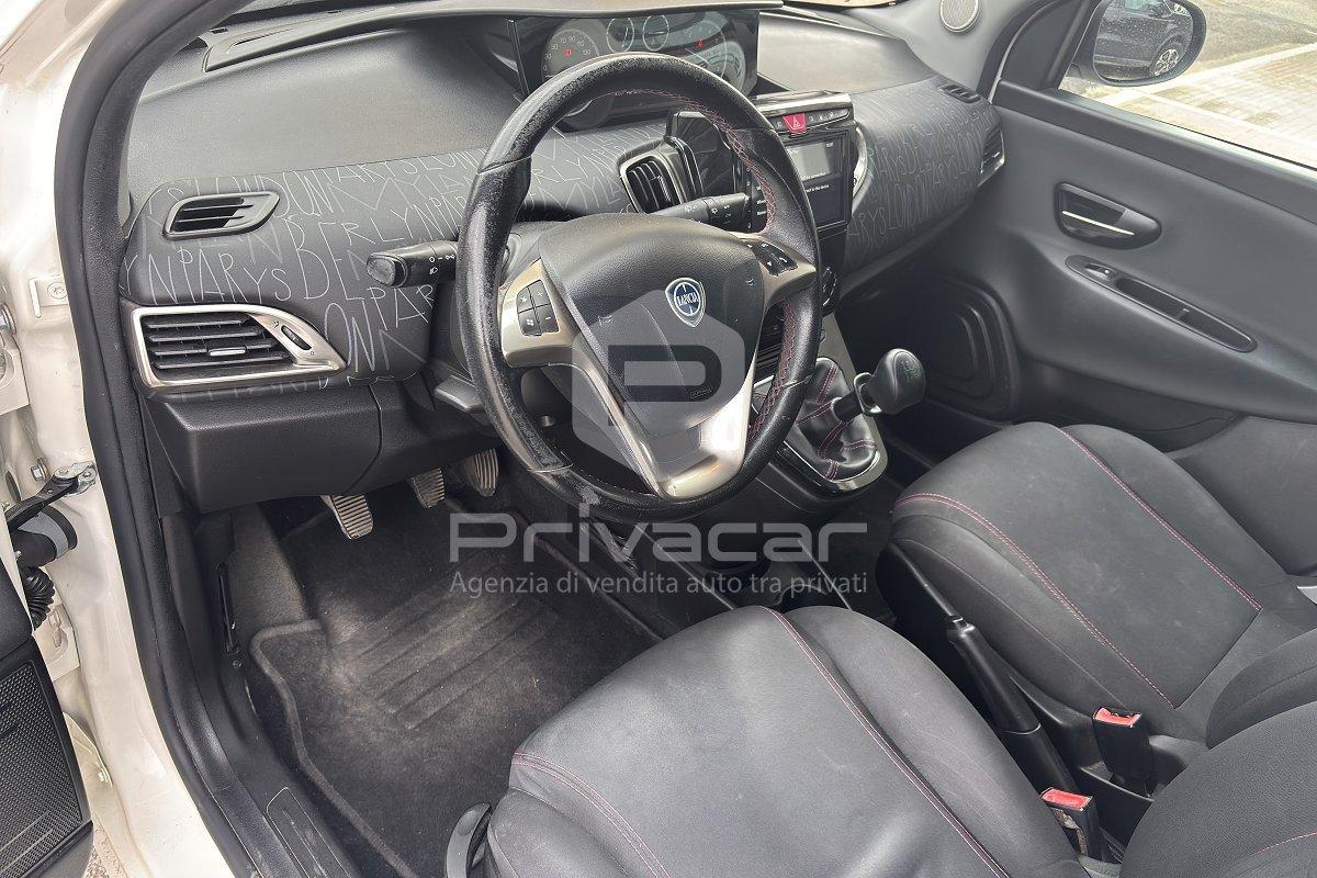 LANCIA Ypsilon 0.9 TwinAir 85 CV 5 porte Metano Ecochic Elefantino