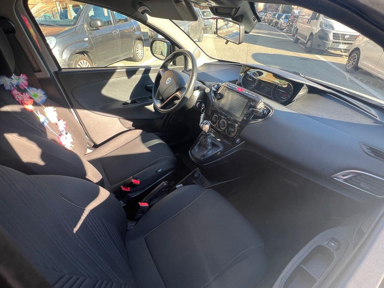 Lancia Ypsilon Silver 1.2 LPG #8176