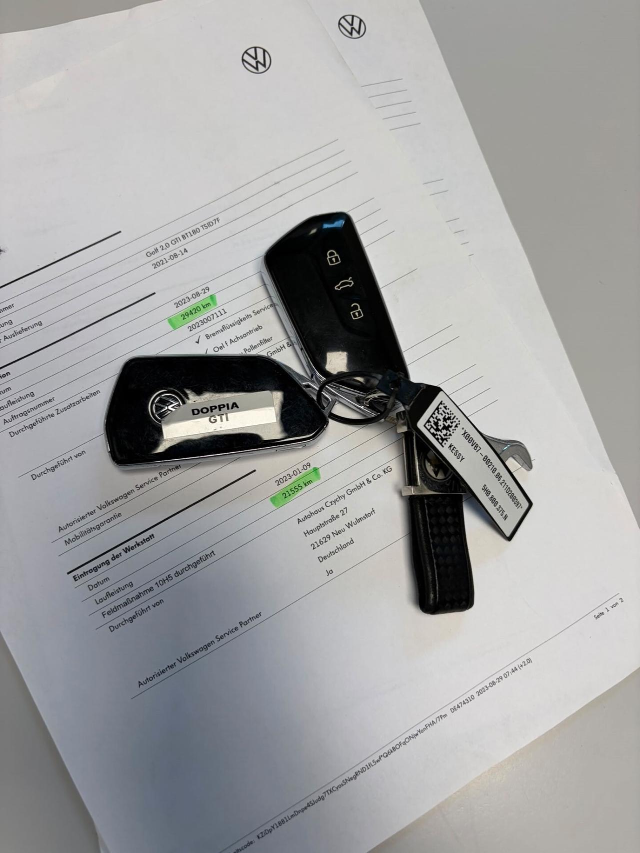 Volkswagen Golf GTI 2.0 TSI DSG
