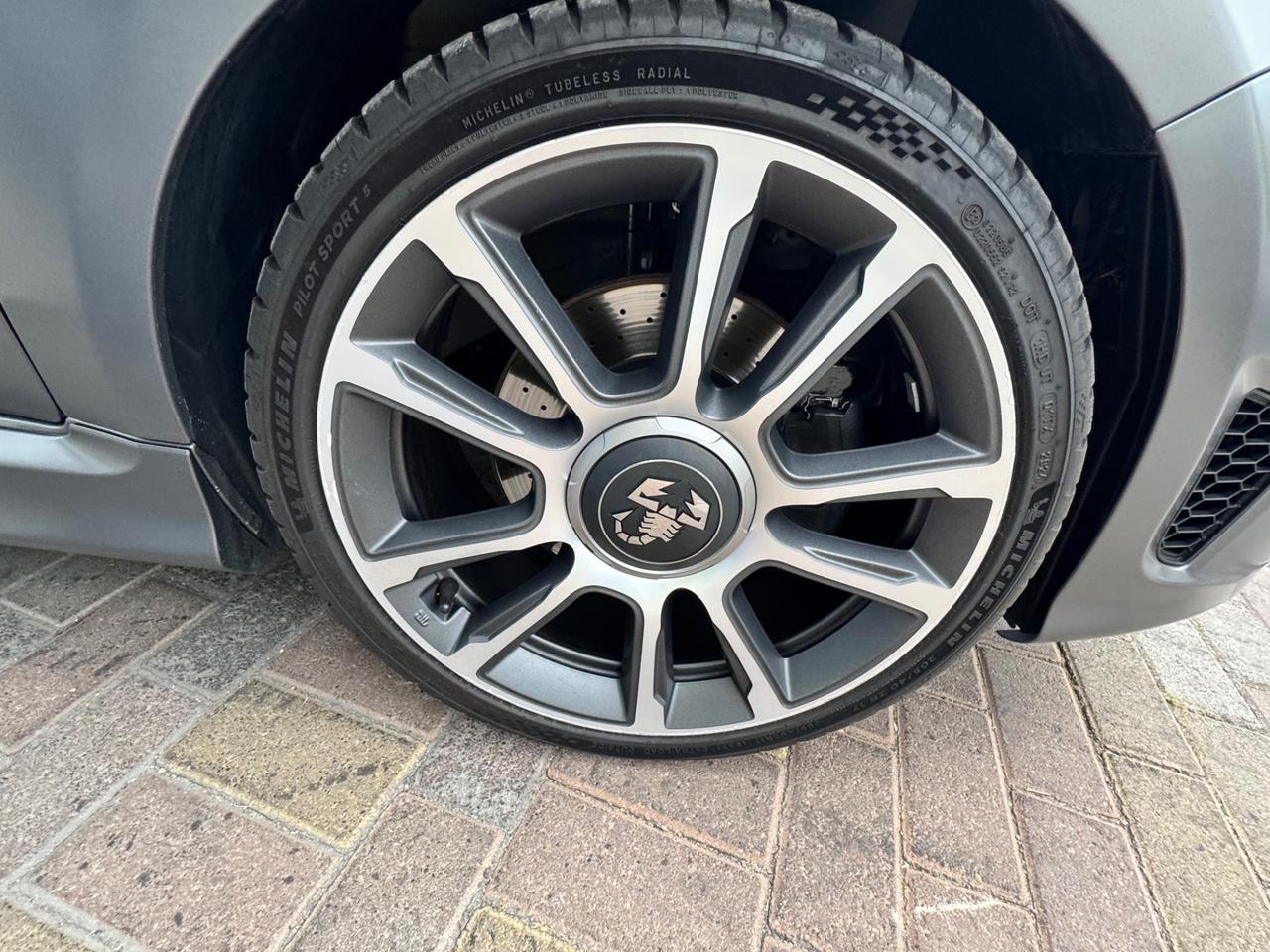 Abarth 595 1.4 Turbo T-Jet 165 CV Turismo Prezzo Promo Finanziamento In Regalo Una Vacanza Di Una Settimana Per 4 Persone