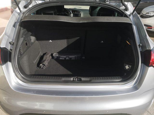 DS AUTOMOBILES DS 4 BlueHDi 120 Connected Chic