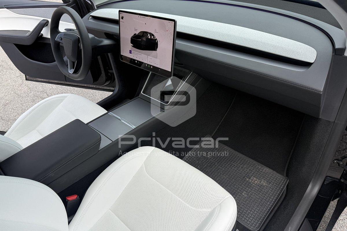 TESLA Model Y NV36 RWD