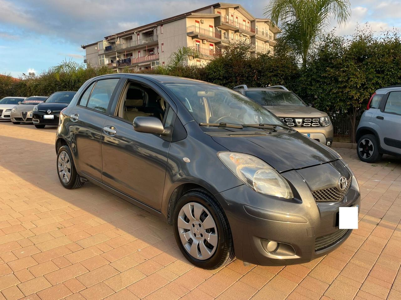 Toyota Yaris 1.4 Td Diesel 5P 90cv - 2011