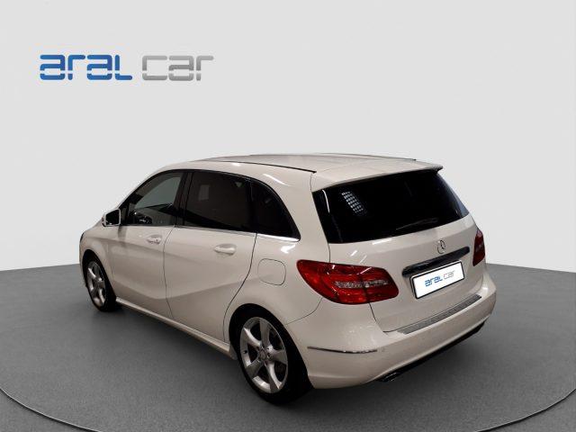 MERCEDES-BENZ B 180 1.5 CDi 110 CV PREMIUM *DISTRIBUZIONE FATTA*