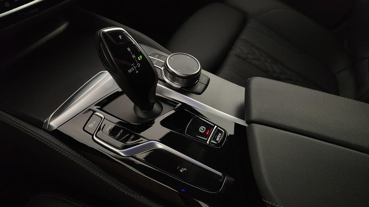 BMW Serie 5 G31 2020 Touring LCI - 530d Touring mhev 48V xdrive Business auto