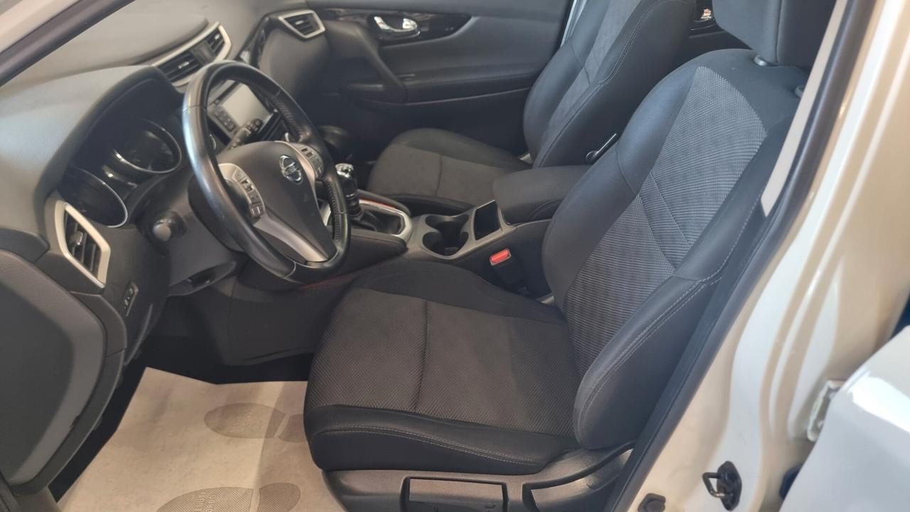 Nissan Qashqai 1.2 DIG-T 360 Tekna tetto panoramico