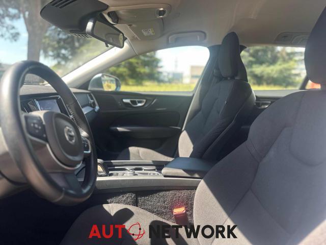 VOLVO V60 B4 (d) Geartronic Momentum Business