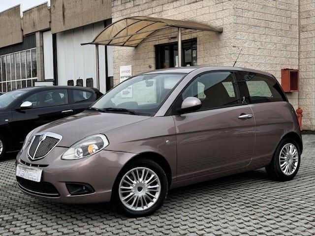 Lancia Ypsilon 1.2 Platino