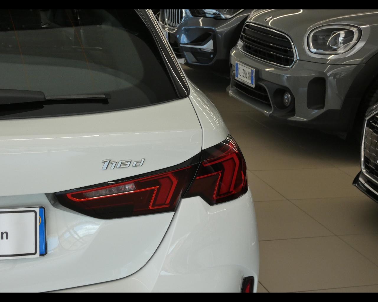 BMW Serie 1 (F70) - 118d MSport
