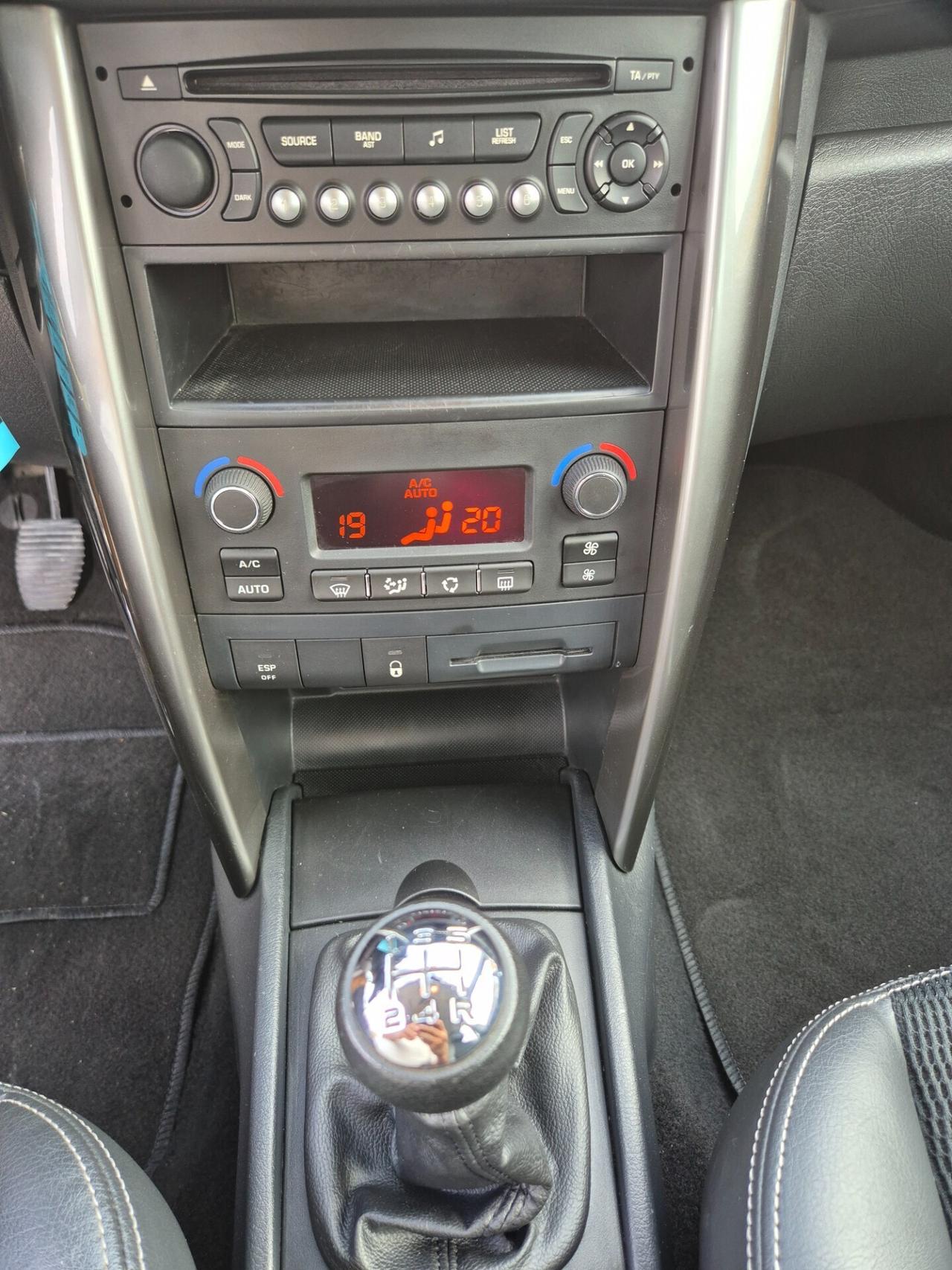 Peugeot 207 1.6 8V HDi 93CV SW Ciel Allure neopate
