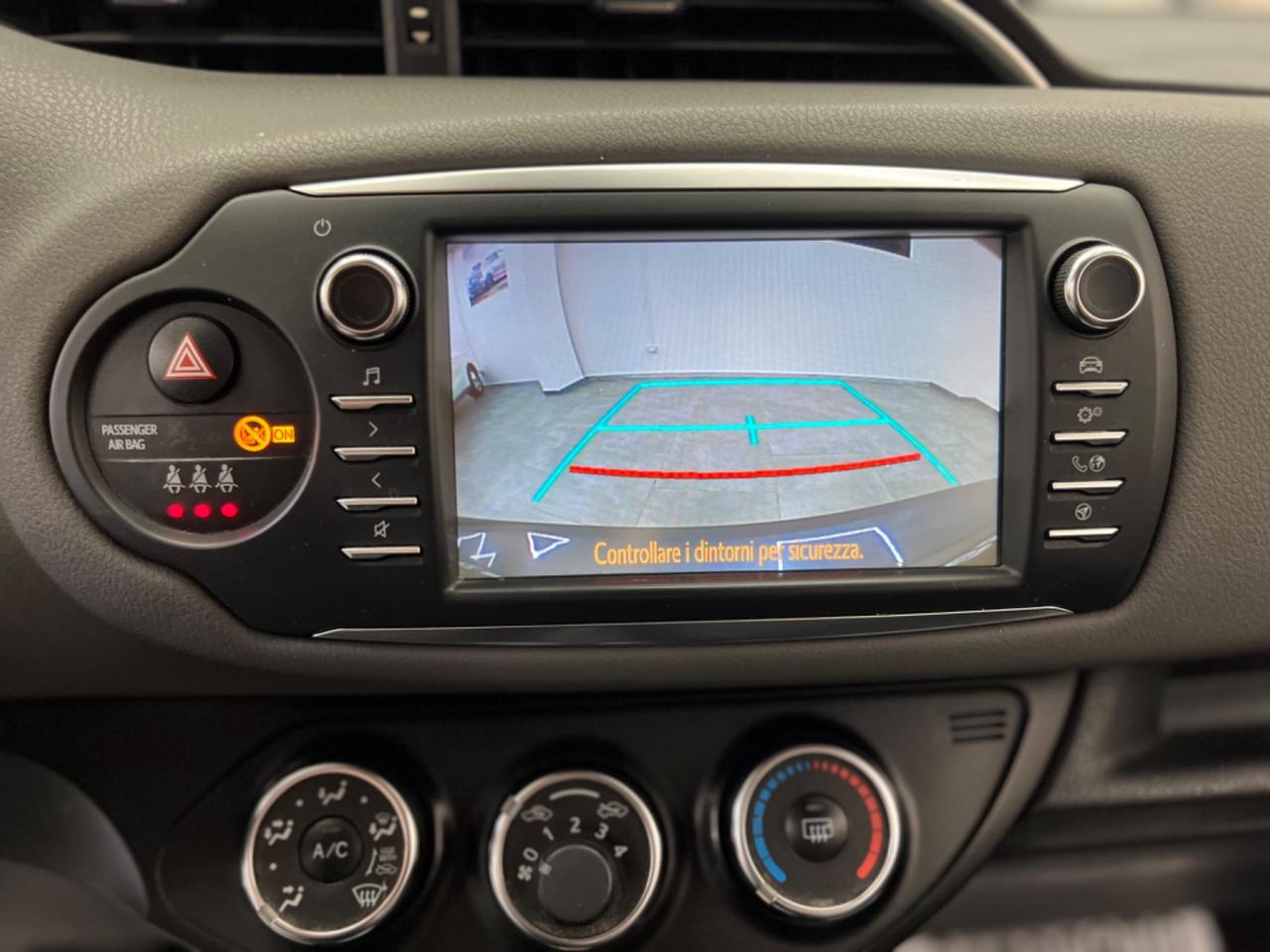 Toyota Yaris 1.0 5 porte Cool 2017