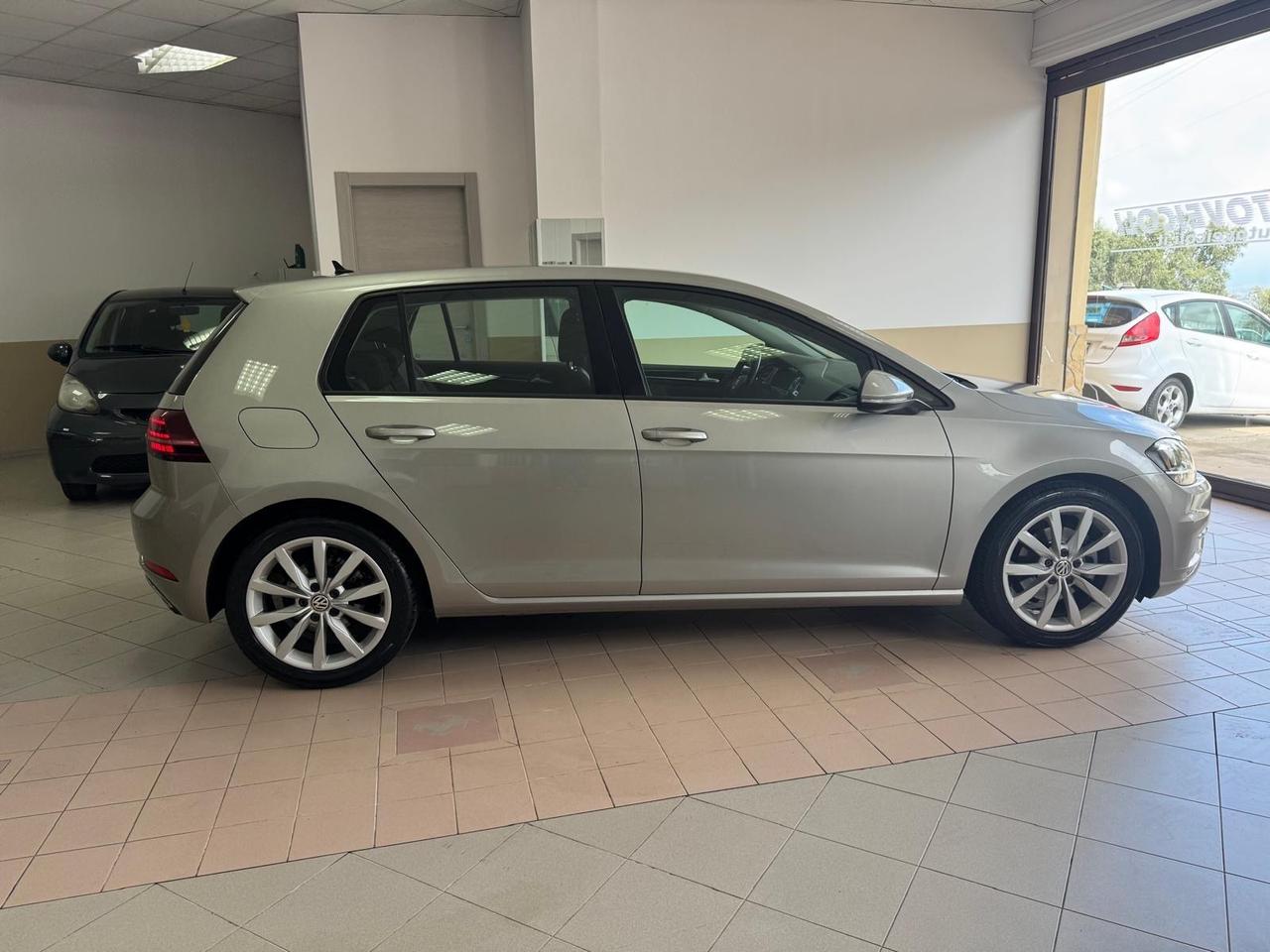 Volkswagen Golf 1.6 TDI 115 CV 5p. Highline BlueMotion Technology