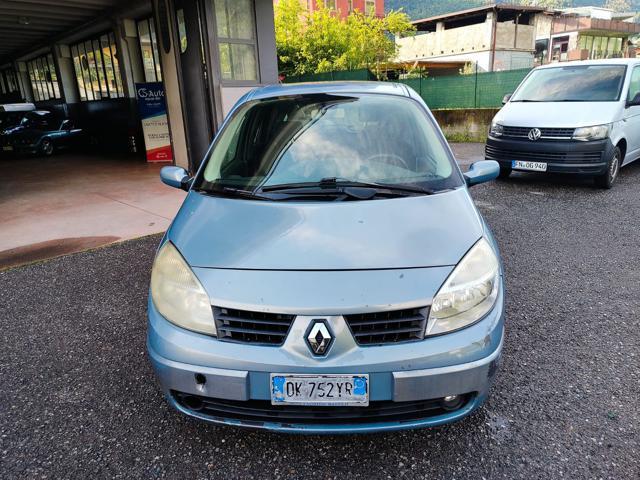 RENAULT Scenic 1.9 dCi/130CV Dynamique