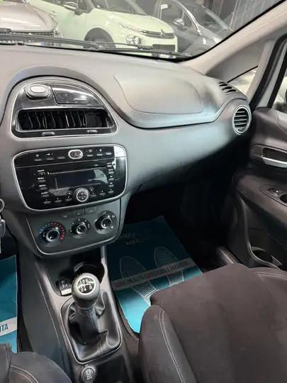 Fiat Punto Metano Neopatentati 5 porte 5 posti