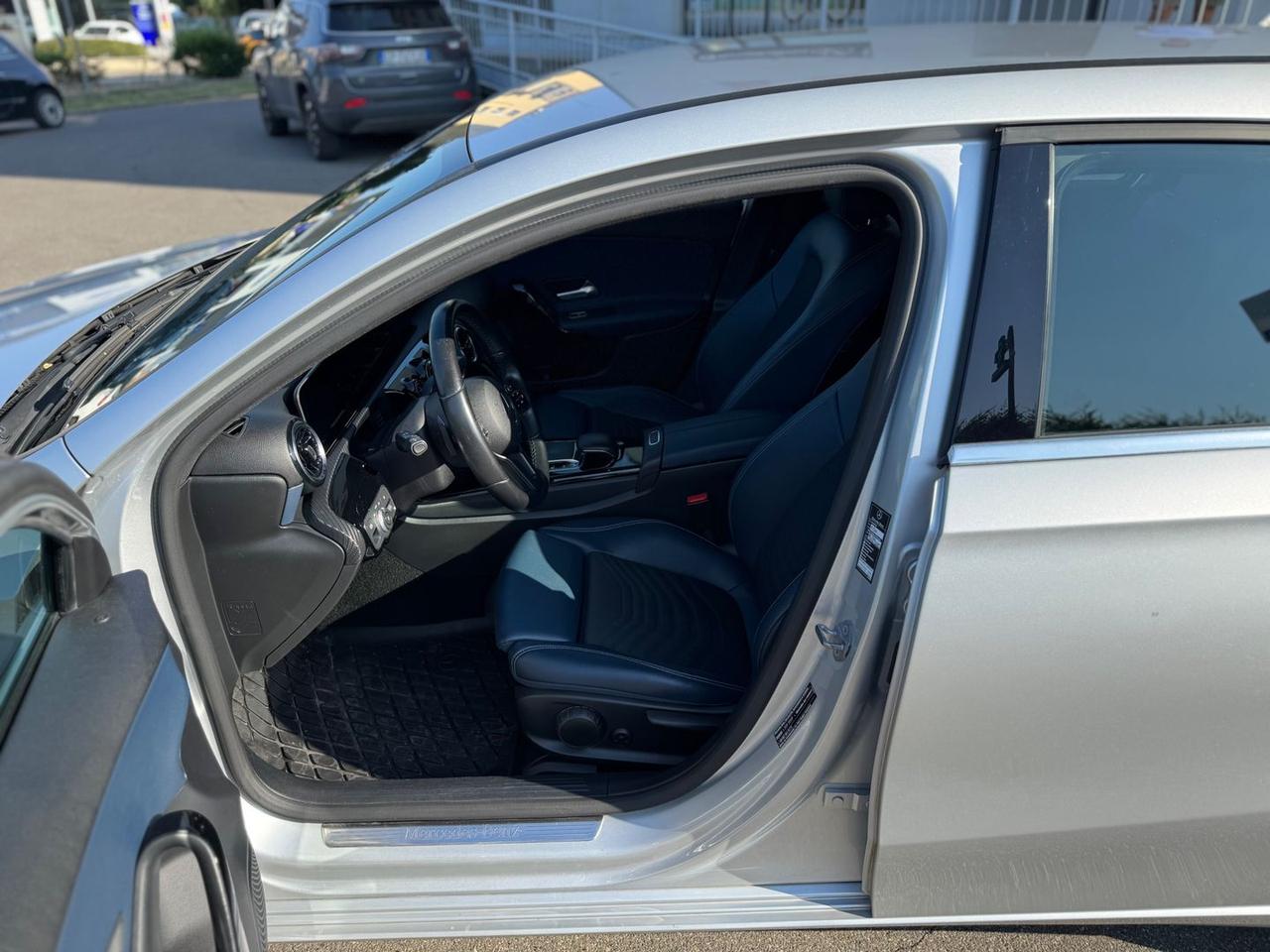 Mercedes-Benz A 180 Business A 180 D #5897