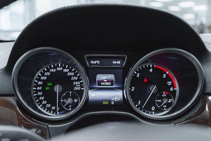 Mercedes-Benz GLE MERCEDES- BENZ GL 350d *7 POSTI* *AMG LINE*