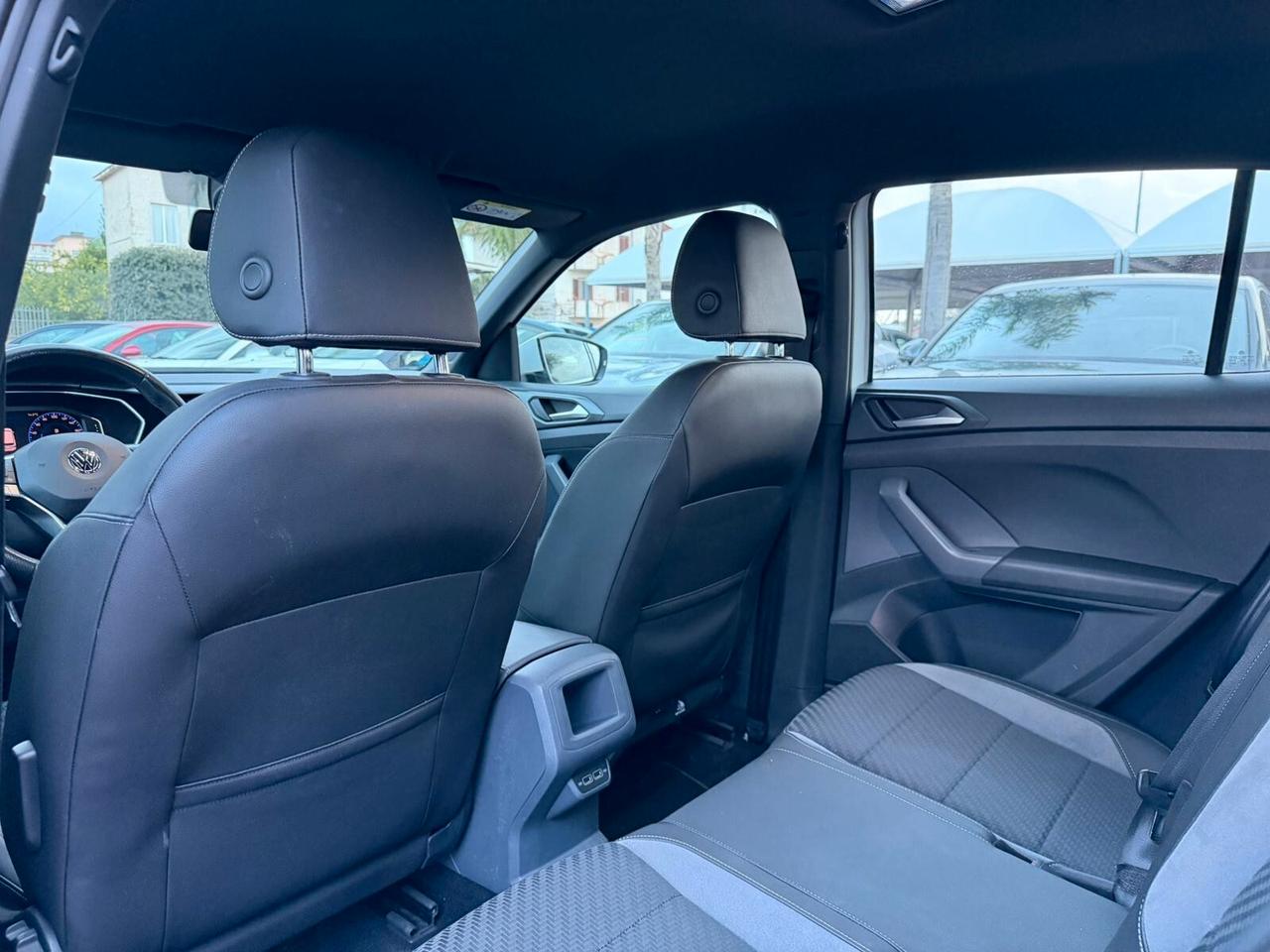 Volkswagen T-Cross 1.0 TSI 115 CV Advanced R-LINE