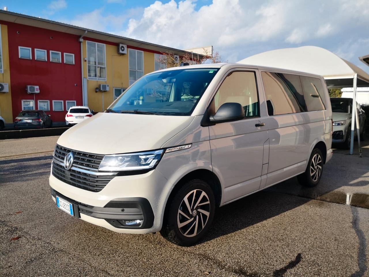 Volkswagen Multivan 2.0 TDI 150CV DSG 4MOTION Trendline 7posti ***PREZZO IVA INCLUSA***