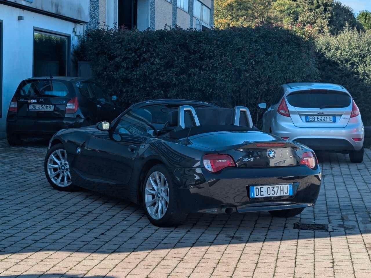 BMW Z4 Roadster 2.0i 150cv cambio manuale