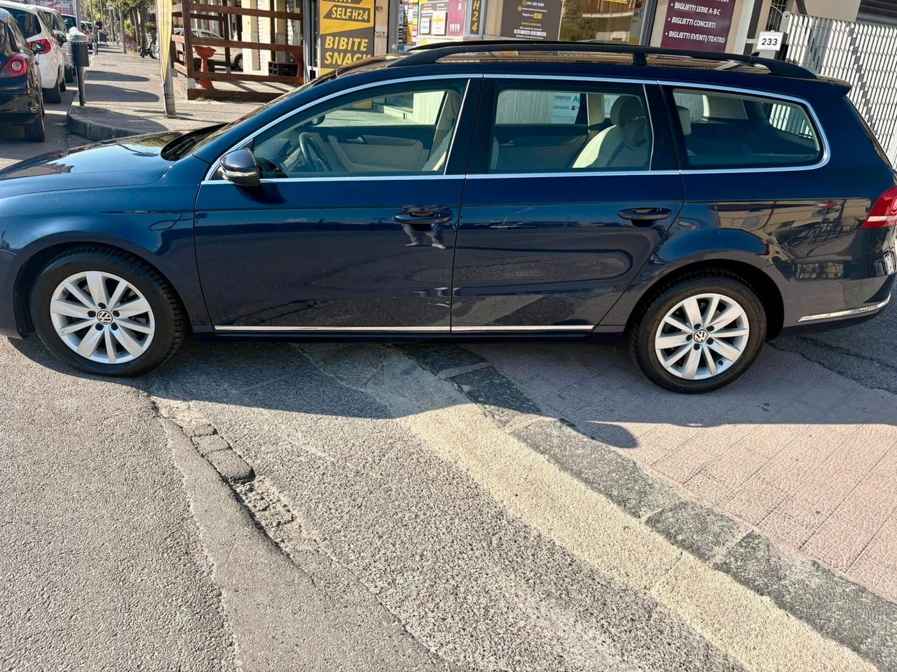 Volkswagen Passat 1.6 TDI DSG Comfortline BlueMotion Technology