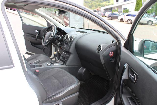 NISSAN Qashqai 1.6 dCi 4WD TEKNA