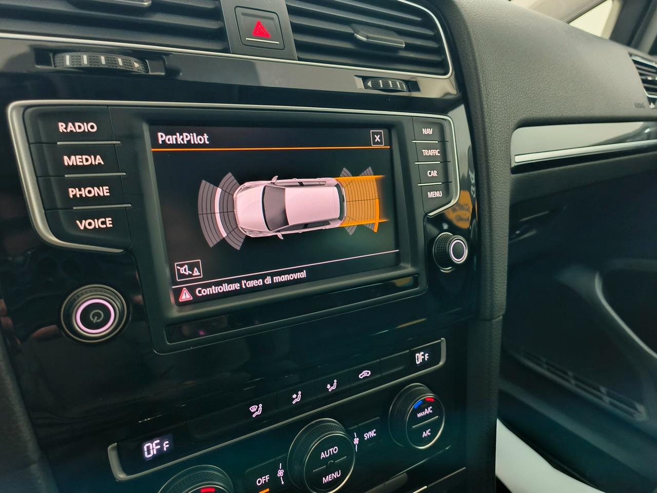 Volkswagen Golf 1.6 TDI 5p. Highline BlueMotion Technology