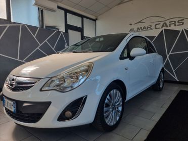 Opel Corsa 1.2 3 porte Club NEOPATENTATI