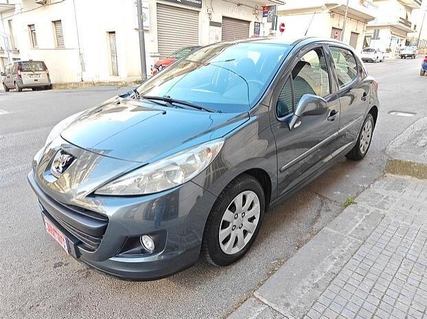 PEUGEOT 207 1.4 HDi 68 cv 5 porte - 2011