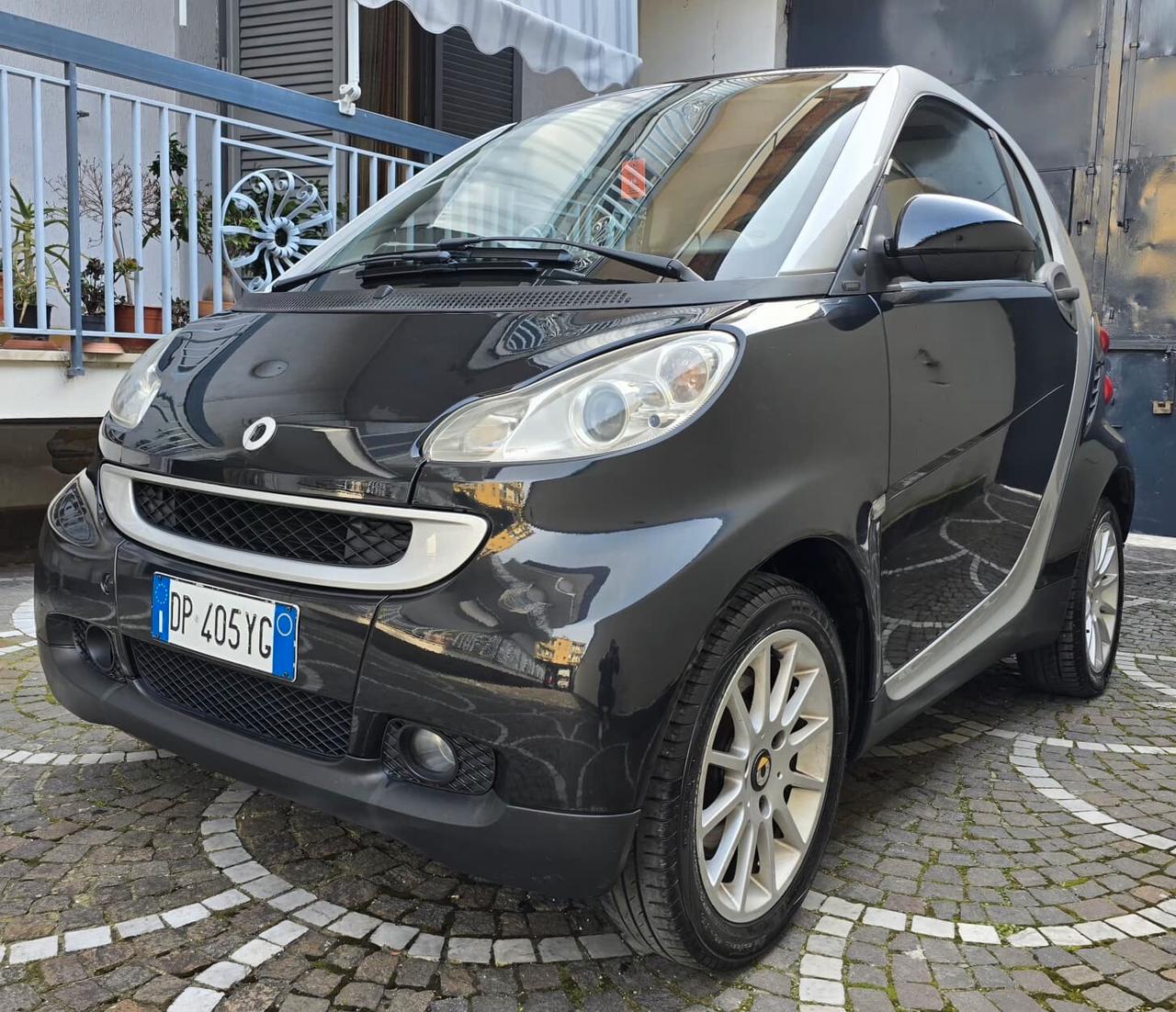 Smart ForTwo 1000 62 kW coupé passion