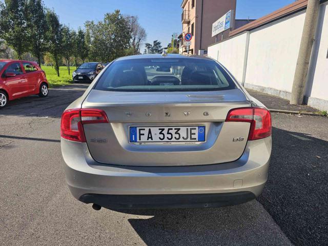 VOLVO S60 D3 Momentum