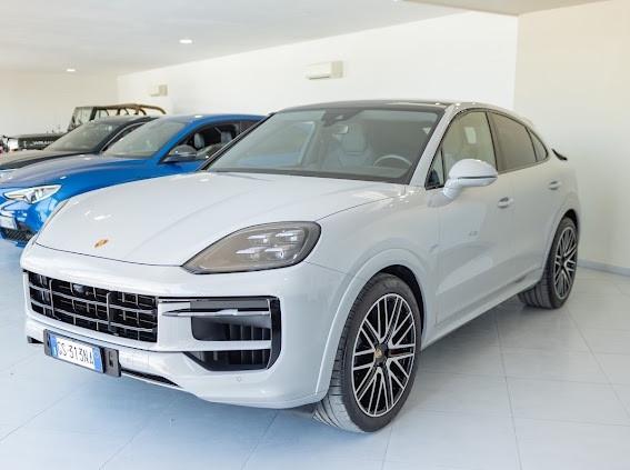 Porsche Cayenne Coupé 4.0 V8 S 2024 Grigio Gesso