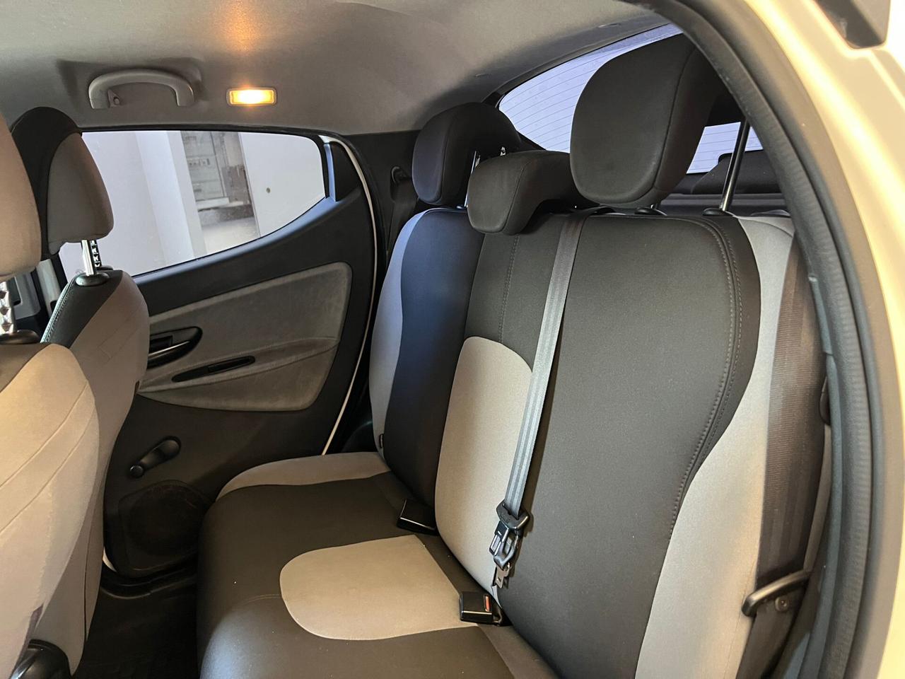 Lancia Ypsilon 1.2 Benzina 69cv UNICOP