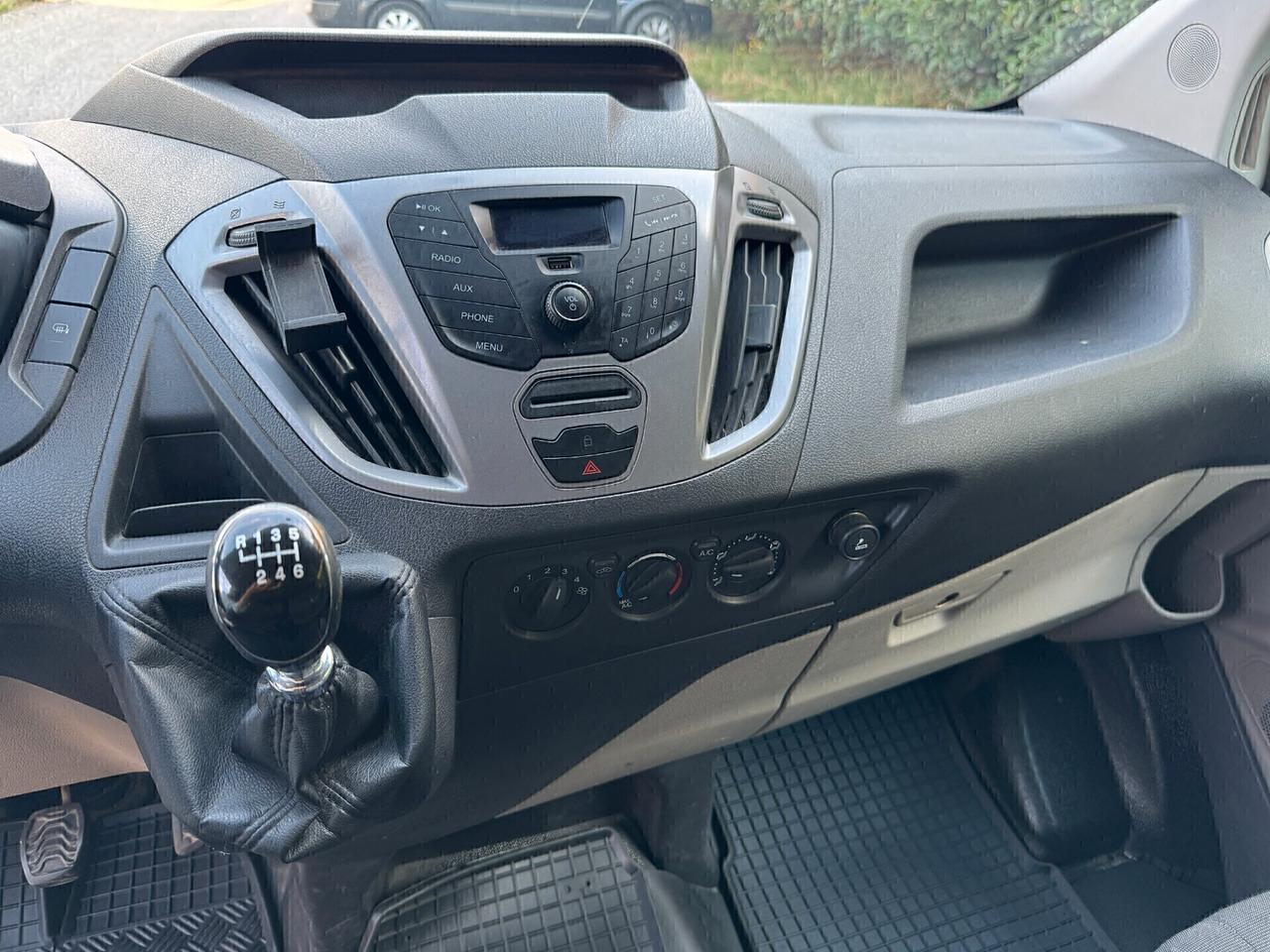 Ford Custom 6p Euro6 17