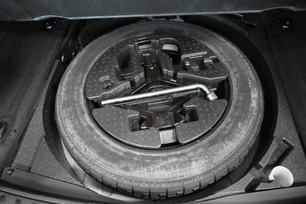 LAND ROVER EVOQUE 2.0D I4 163CV AWD AUTO ( FARI LED - ADAPTIVE CRUISE - NAVI - MIRROR - PDC - TELECAMERA 360 )